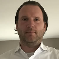 Michael van der Kar, penningmeester OVLNL, Mikana Openbare Verlichting